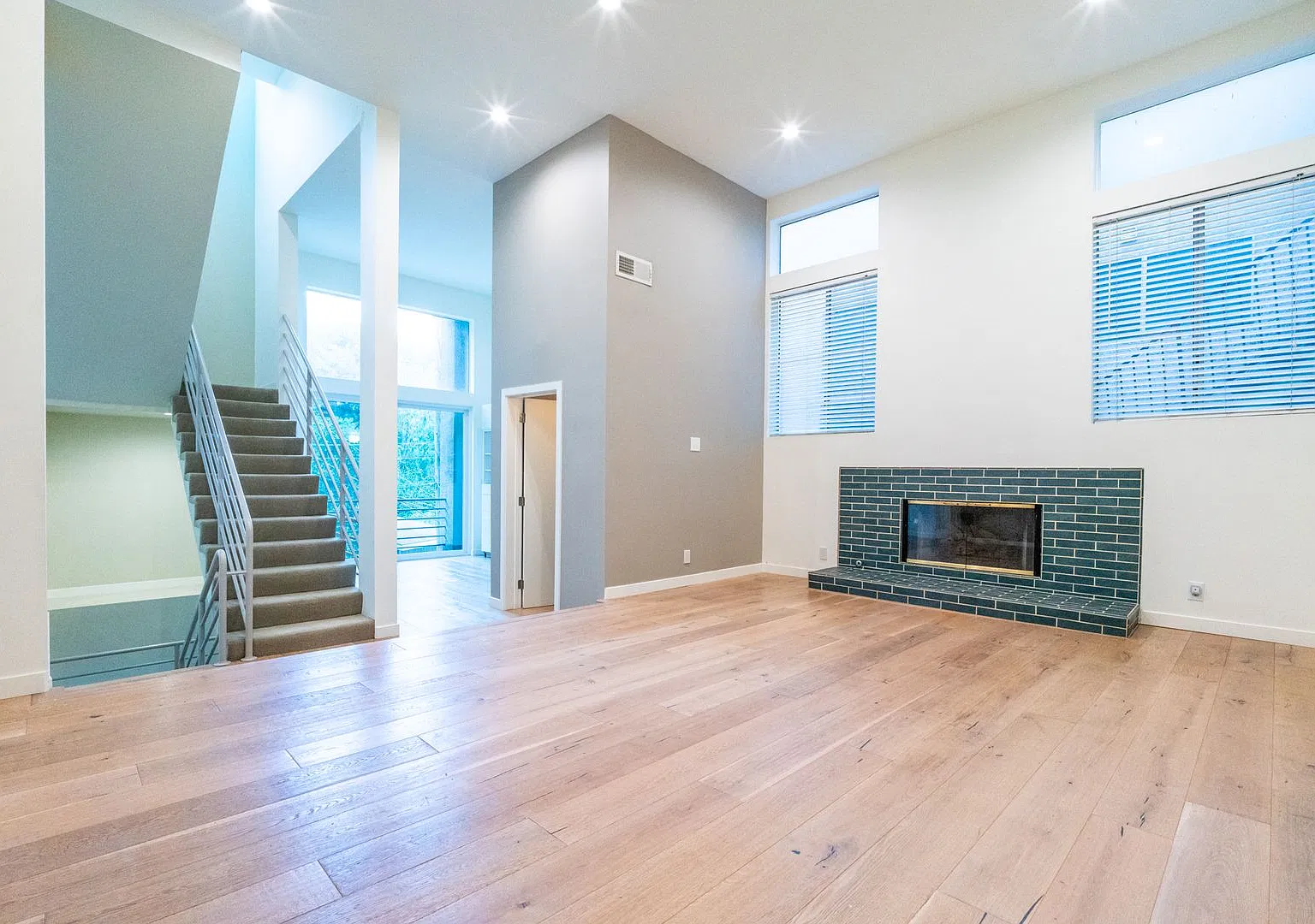 Contemporary Architectural 3bed 3bath + Office + Studio - Prime Mt. Washington — Photo 4