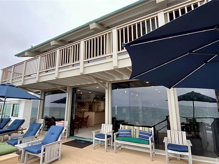35721 Beach Rd — Photo 2