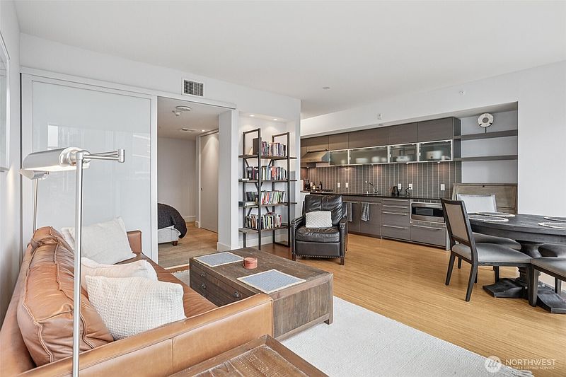 3rd image of 820 Blanchard Street #904