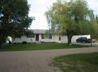813 Langdon Ave, Manvel, ND 58256