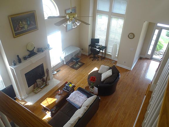 5th image of 312 Port Charles Dr