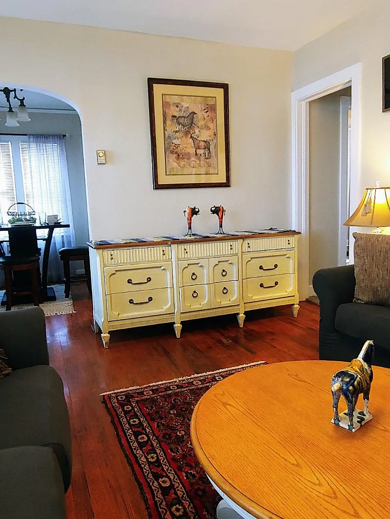 2 bed, 800 sqft, $1,600 — Photo 4