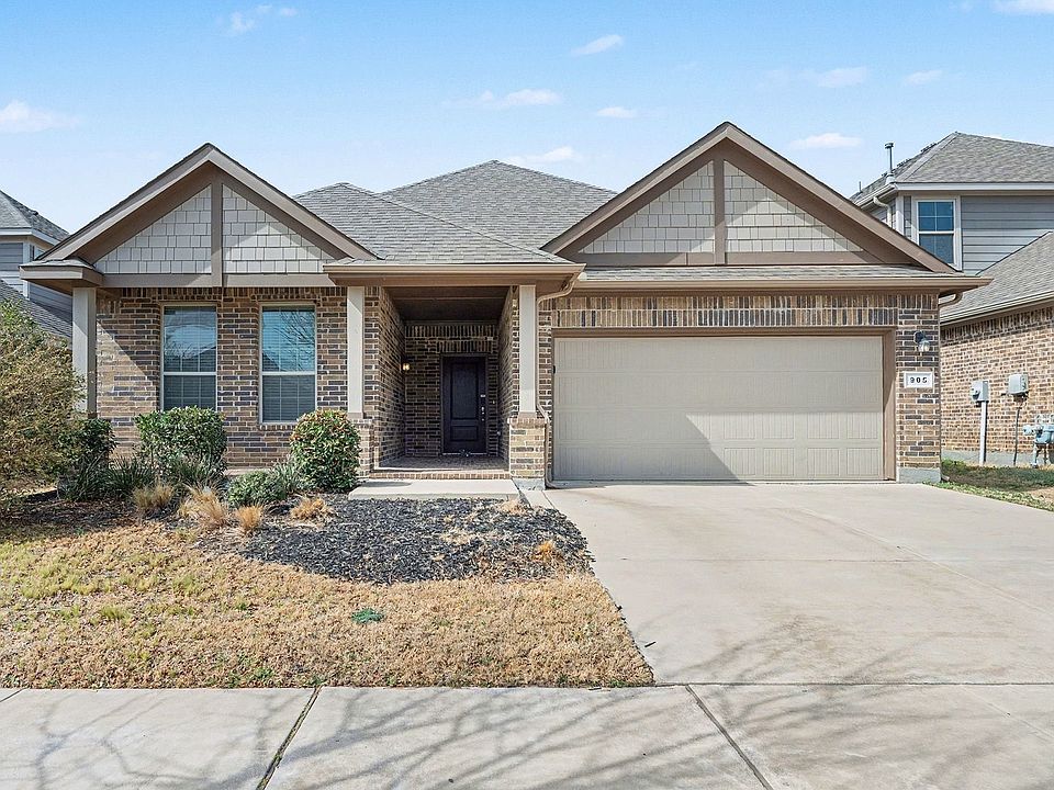 1st image of 905 Falcon Rd