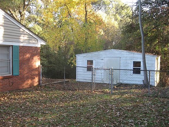 5th image of 3550 Little John Dr