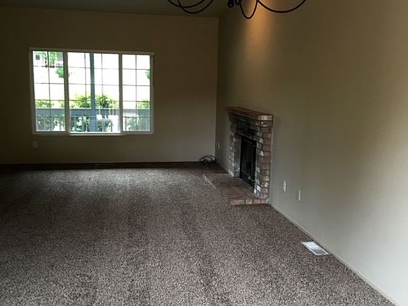 4th image of 3032 SE Grandhaven St