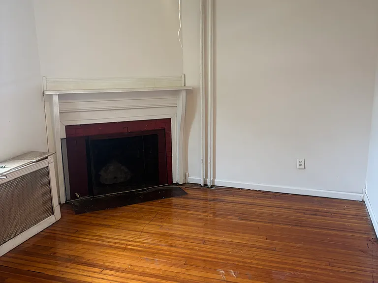 159 Tysen St #201 — Photo 6