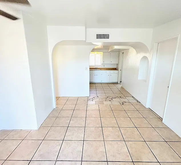 2630 N 14th Ave #1 — Photo 5