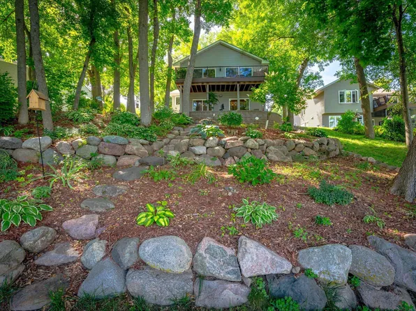 30059 Neal Ave, Lindstrom, MN 55045