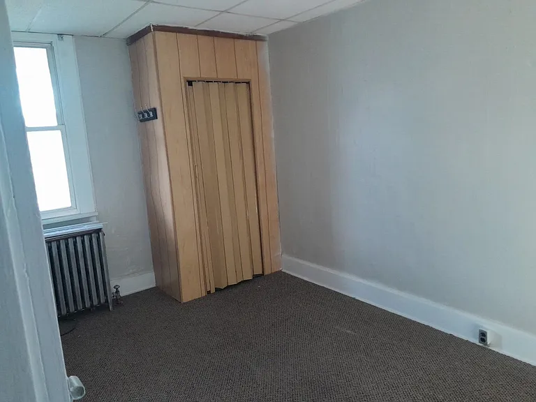 1003 Caldwell Ave — Photo 3