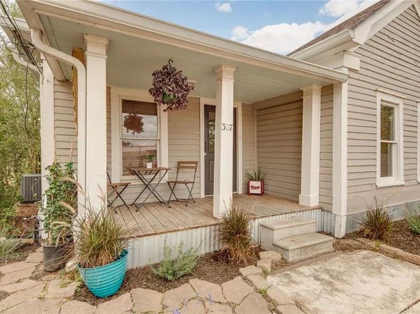 307 W 30th St, Bryan, TX 77803