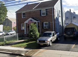 618B Summer St, Elizabeth, NJ 07202