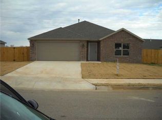 1311 W Persimmon St, Centerton, AR 72719