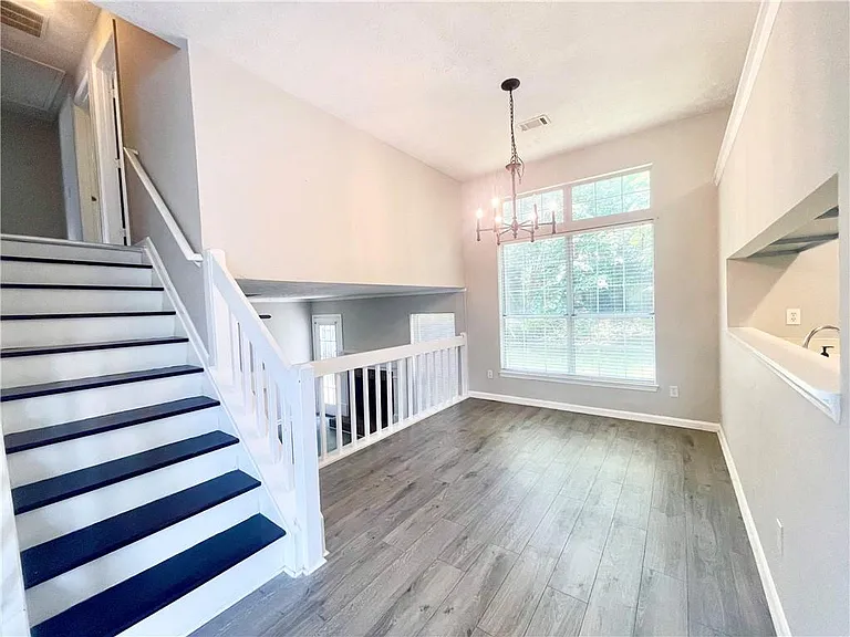 10680 Mortons Xing — Photo 7