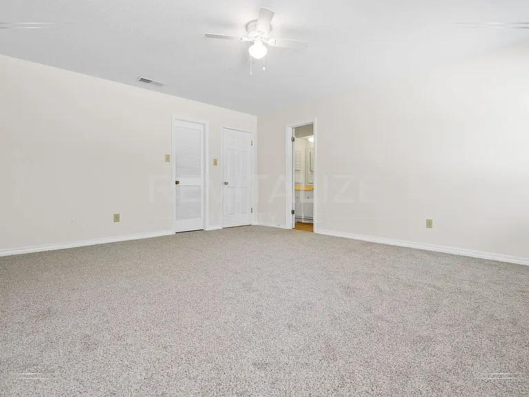 1211 Vendome Dr W — Photo 42