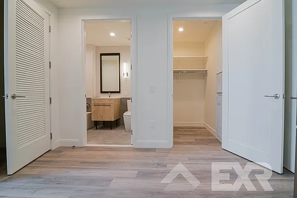 Rented by EXR | media 13