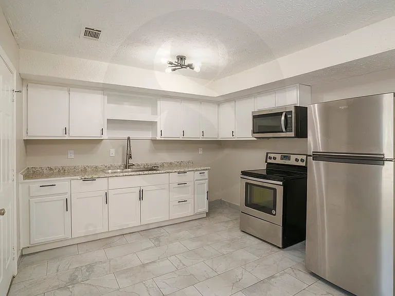 9285 Cedar Ridge Dr NW #A — Photo 5