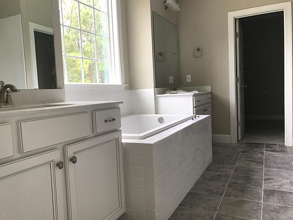 5th image of 5145 Laurenbridge Ln
