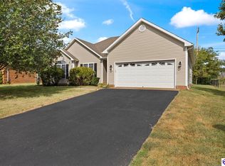 627 Muirfield Cir, Bowling Green, KY 42104