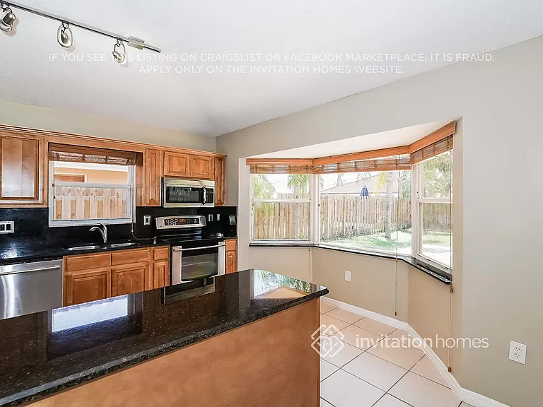 14872 SW 176th St — Photo 8