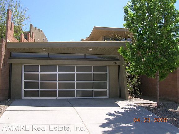 2nd image of 4204 Bay Ct NE