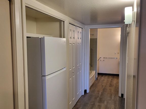 4th image of 1734 W Shaw Ave #11211428