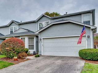 1662 Estate Cir, Naperville, IL 60565