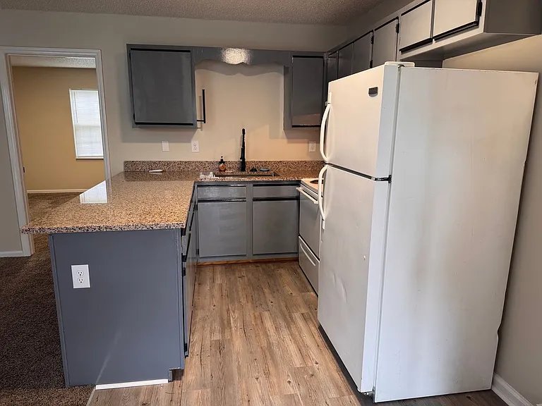624 Sunset Ave — Photo 5