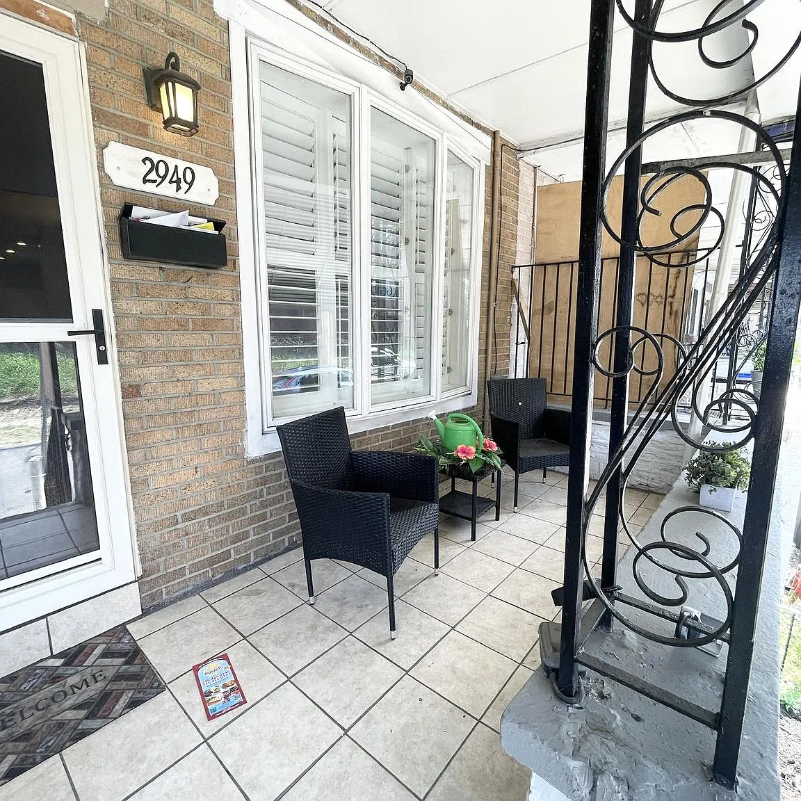 3 bed, 1134 sqft, $1,700 — Photo 1