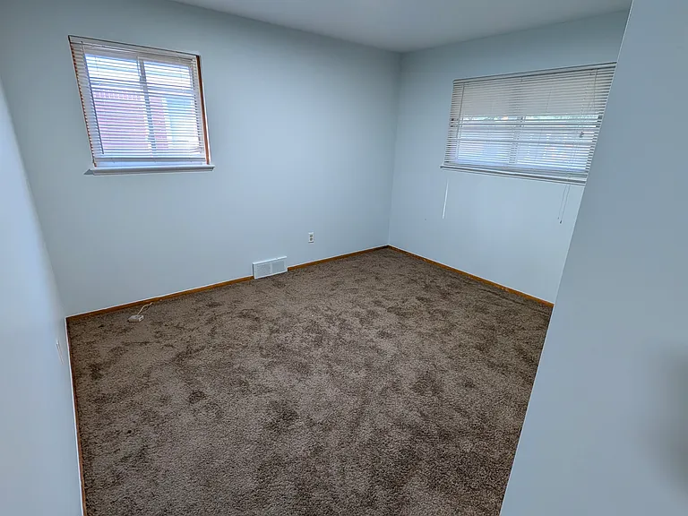 6824 Fellrath St — Photo 5