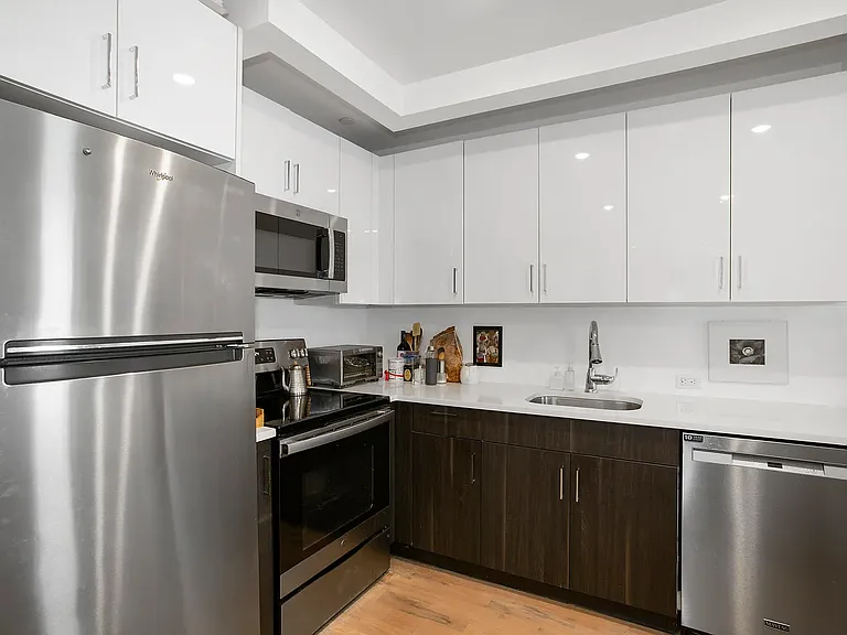 264 Pacific St #2B — Photo 3