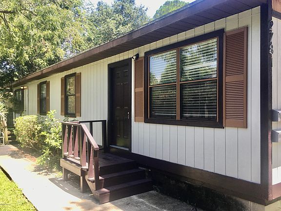 3rd image of 2781 Myra St