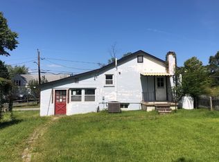 2216 Silver Ln, Essex, MD 21221