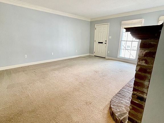 5th image of 503 E Broughton St