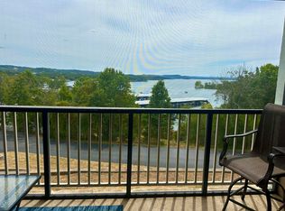 611 Rock Ln BUILDING 426-400, Branson, MO 65616