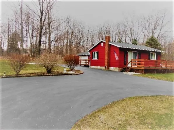 8900 S Lake Rd, Linesville, PA 16424