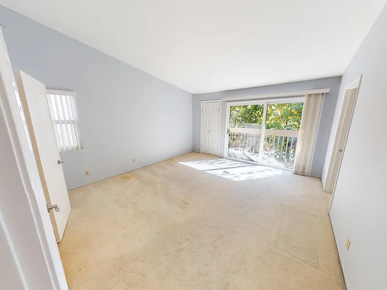 26118 Alizia Canyon Dr — Photo 18