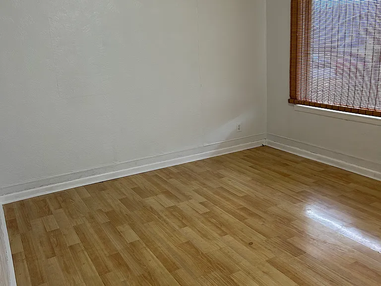 4316 Potomac St — Photo 2