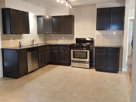 2nd image of 339 Storeywood Dr