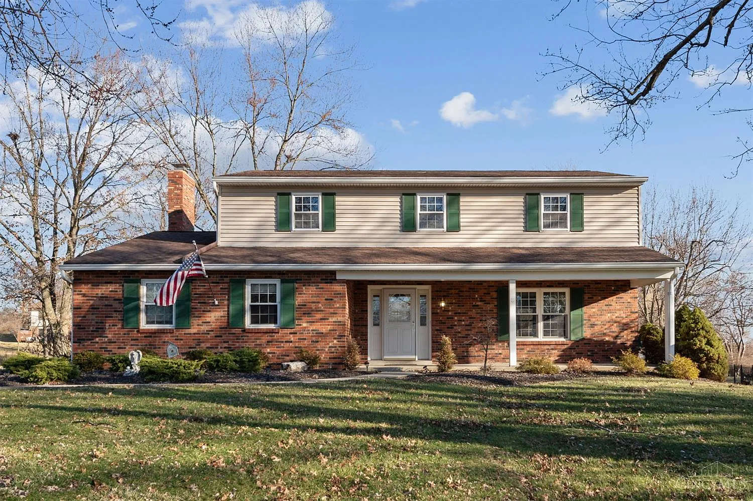 3328 Triplecrown Dr photo 1