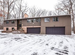 735 Timberlane Dr, Ann Arbor, MI