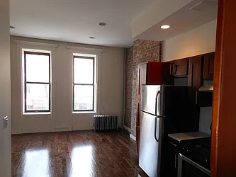 Rented by Urban Ambiance