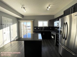 6520 2nd Ave SW #41, Edmonton, AB T6X1S4