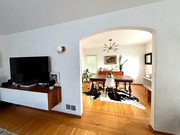 6112 Orchard Ave — Photo 9