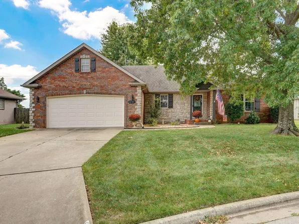 618 E Current Circle, Ozark, MO 65721
