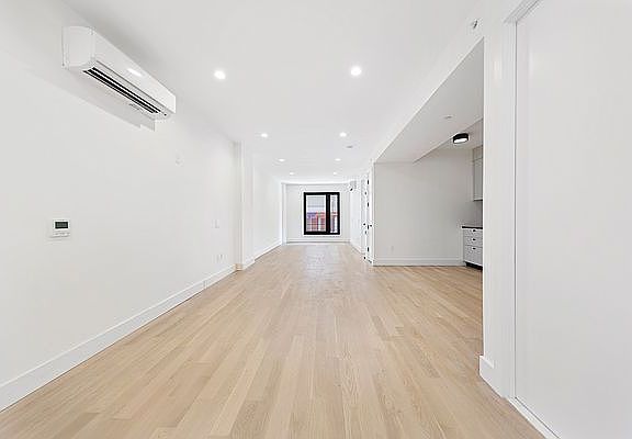 3rd image of 250 Gold St #234