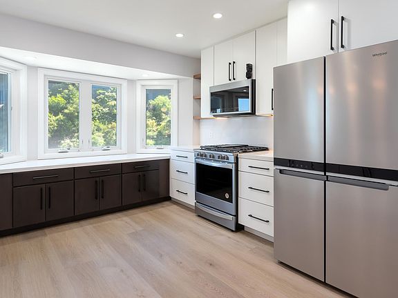 4th image of 4526 17th St #1