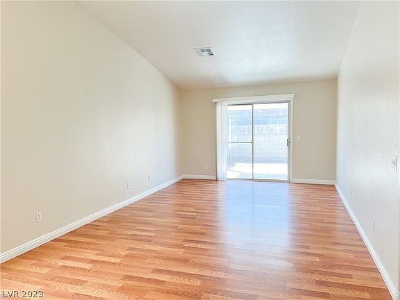5th image of 3323 Wild Filly Ln