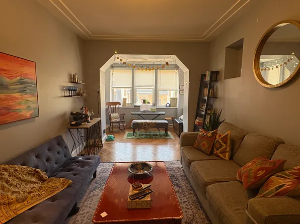 3021 W Diversey Ave #1, Chicago, IL 60647