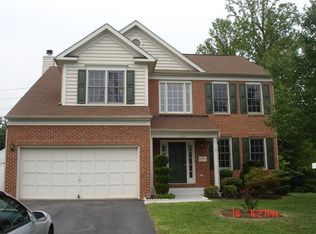 8806 Copper Leaf Way, Fairfax Station, VA 22039