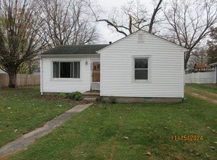 303 W Forest Ave, Atwood, IL 61913